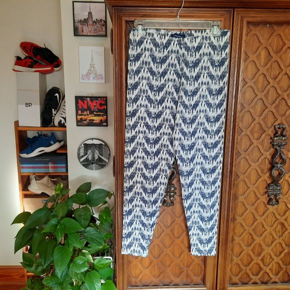 3/$15 Printed Cotton Leggings NWOT - Picture 2 of 16